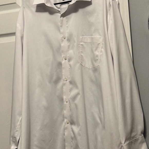 Van Heusen Men's Dress Shirt Regular Fit Ultra Wrinkle Free Flex Collar Stretch - Picture 3 of 7